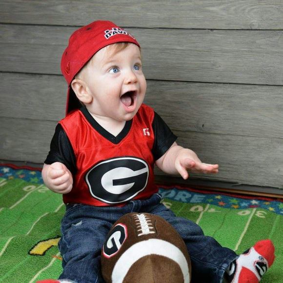 Meet your Posher, Debra - Picture 1 of 1